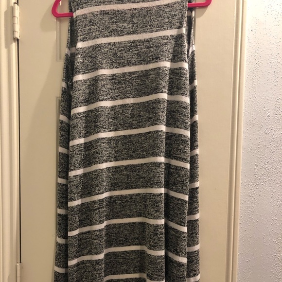Lularoe Joy - Picture 4 of 4